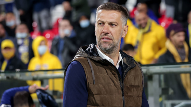 מלאדן קרסטאיץ' מאמן מכבי תל אביב (צילום: מאור אלקסלסי)