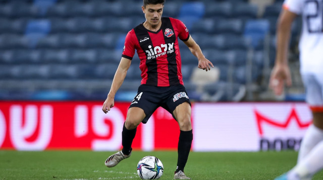 שחקן הפועל חיפה לירן סרדל (צילום: מאור אלקסלסי)