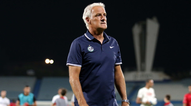 פרד רוטן מאמן מכבי חיפה (צילום: יוסי ציפקיס)