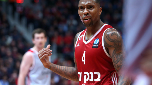 אי ג'יי רולנד שחקן הפועל ירושלים (צילום: קובי אליהו)