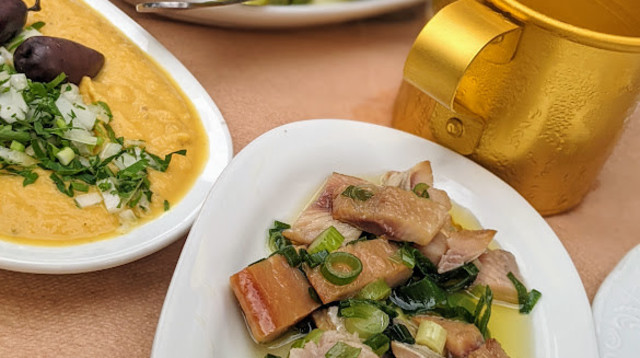 פתיחת שולחן בגרקו (צילום: אסנת גואטה)