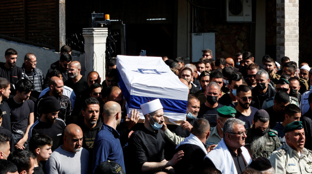 הלוויתו של יזן פלאח (צילום: REUTERS/ Ammar Awad)