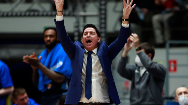 זניט פותחת את העונה עם דרבי. פסקוואל (צילום: רויטרס)