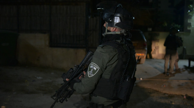 פעילות המשטרה בוואדי ערה (צילום: דוברות המשטרה)