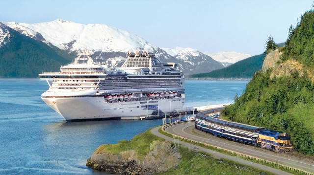 אחת מאוניות הקרוז המפנקות של cruise (צילום: קרוז תור)