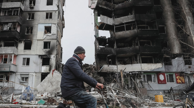 הריסות בפרברי קייב, אוקראינה (צילום: רויטרס)