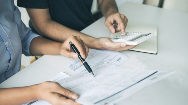 התנהלות פיננסית (צילום: אינגאימג')