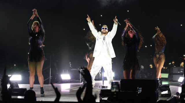 וייב לטיני שצריך ללמד עליו באוניברסיטה. מאלומה בהיכל מנורה (צילום: קוקו)