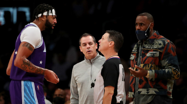 מי בורח מאחריות? ווגל, דייויס ולברון (צילום: GettyImages, Katelyn Mulcahy)