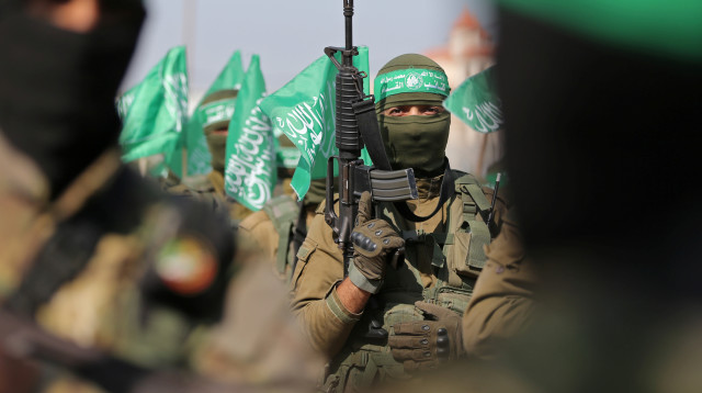 פעילי חמאס בעזה  (צילום: REUTERS/Ibraheem Abu Mustafa)