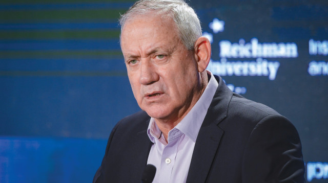 בני גנץ  (צילום: אבשלום ששוני)