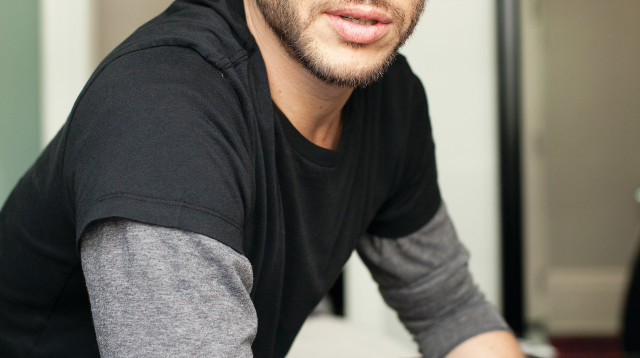 מיכאל הנגבי  (צילום: DHM Studio)