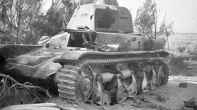 מלחמת העצמאות טנק בדגניה  (צילום: קלוגר זולטן לע''מ)