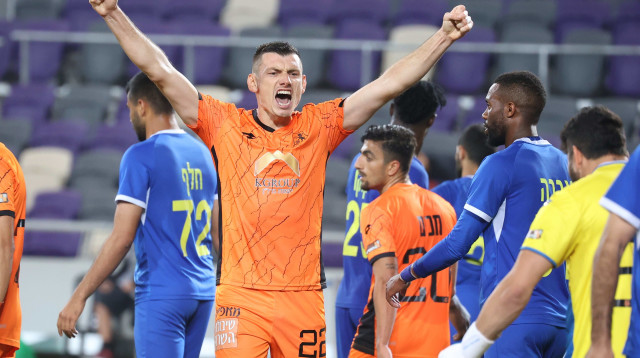 מיקי סירושטיין שחקן בני יהודה חוגג (צילום: דני מרון)