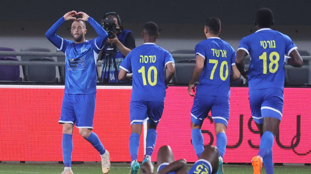 ממשיך את העונה הנהדרת שלו. ריף מסיקה (צילום: דני מרון)