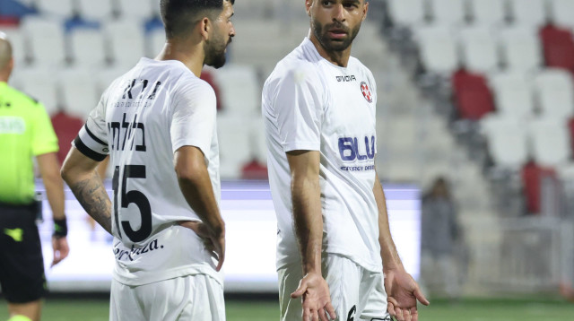 וויסאם רבאח, אלי בלילתי, שחקני הפועל נוף הגליל (צילום: דני מרון)