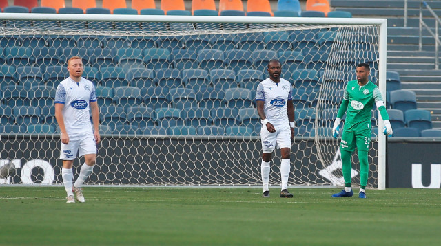 עידו שחר מרכוס דיניז מכבי פתח תקוה מאוכזבים (צילום: אודי ציטיאט)