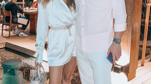 אלכסה דול והחבר (צילום: צילום מסך אינסטגרם)