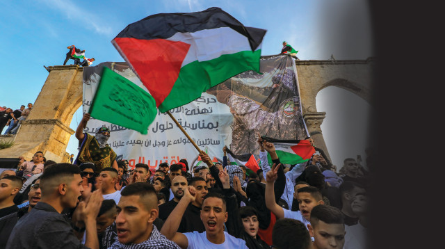 ערבים־מוסלמים במתחם אל־אקצא (צילום: ג'אמל עוואד פלאש 90)