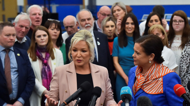 סגנית מנהיגת מפלגת שין פיין בצפון אירלנד,  מישל אוניל (צילום: רויטרס)