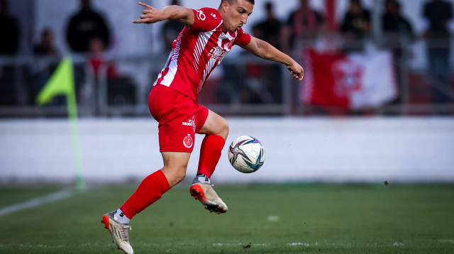 אושר דוידה, שחקן הפועל תל אביב (צילום: מאור אלקסלסי)