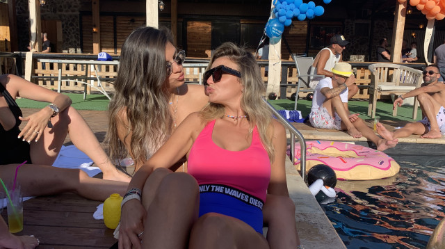 מאי ורד, ליז שכטר (צילום: לירון שרון)