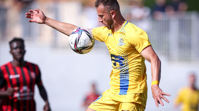 ז'וליו סזאר, שחקן בני ריינה (צילום: מאור אלקסלסי)