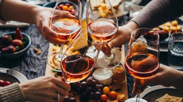 בי פתוח רוזה באי שהענבים (צילום: יחצ)