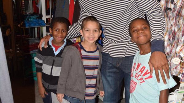 "גבר ואבא מתעלל – מילולית, רגשית, פיזית וכלכלית". רונדו עם ילדיו (צילום: צילום מסך, מתוך טוויטר)