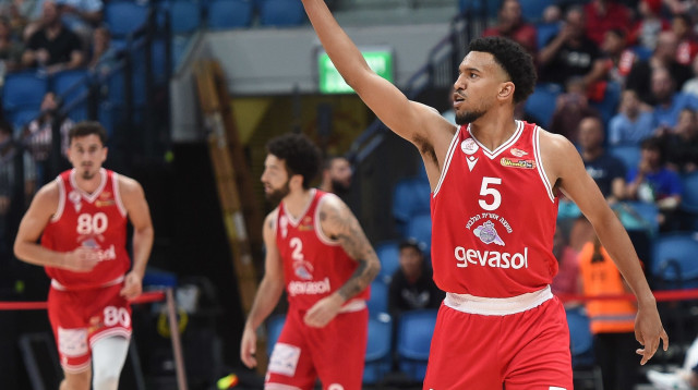 שחקן הפועל גלבוע/גליל מייקל בריסקר (צילום: ברני ארדוב)