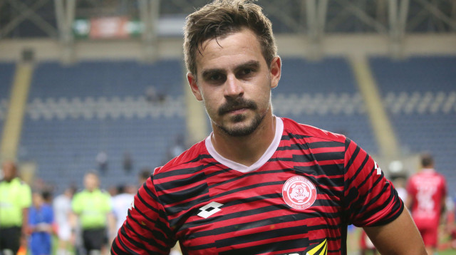 מקסים פלקושצ'נקו שחקן הפועל חדרה (צילום: אודי ציטיאט)