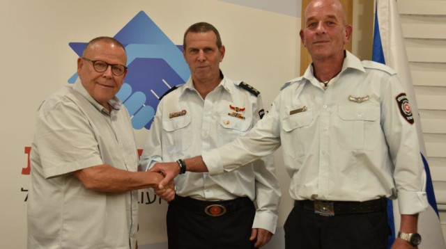 הסכם חדש במערך הכבאות (צילום: דוברות ההסתדרות)