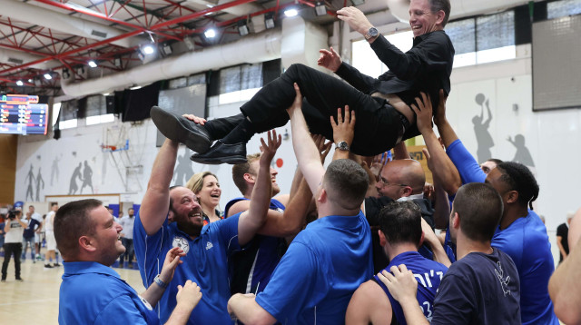 "כיף לחזור לליגת העל עם מועדון שהוא כמו מועדון הבית שלי". אברהמי (צילום: לירון מולדובן)