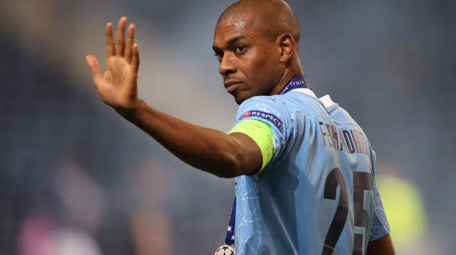 פרננדיניו, מנצ'סטר סיטי (צילום: רויטרס)