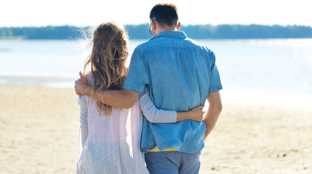 חיבוקים מרגיעים אבל רק את הנשים, אילוסטרציה (צילום: אינג'אימג')