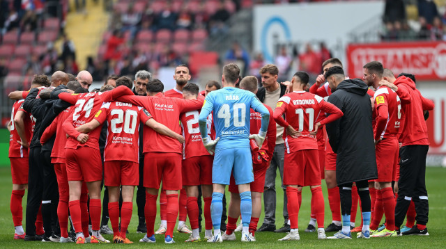 קייזרסלאוטרן לא רוצה לפספס את ההזדמנות לחזור לימים היפים (צילום: GettyImages, Christian Kaspar-Bartke)