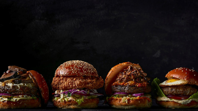 ההמבורגרים החדשים והמיוחדים של רשת BBB (צילום: גיל אבירם)