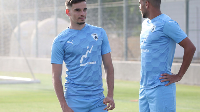 דורון ליידנר, מגן נבחרת ישראל (צילום: אודי ציטיאט)