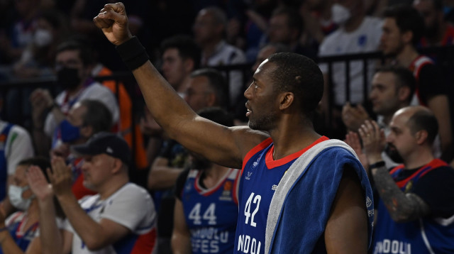 בריאנט דאנסטון שחקן אנאדולו אפס (צילום: GettyImages, Seskim Photo/MB Media)