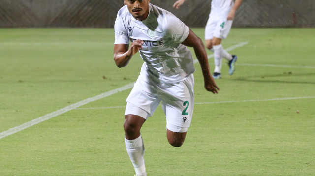 מגן ימני חדש להפועל פתח תקוה. מתן פלג (צילום: אודי ציטיאט)