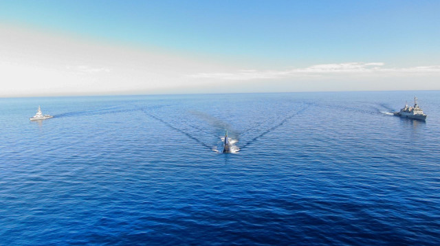 אימון שייטת ספינות הטילים וצוללות בים האדום  (צילום: דובר צה"ל)