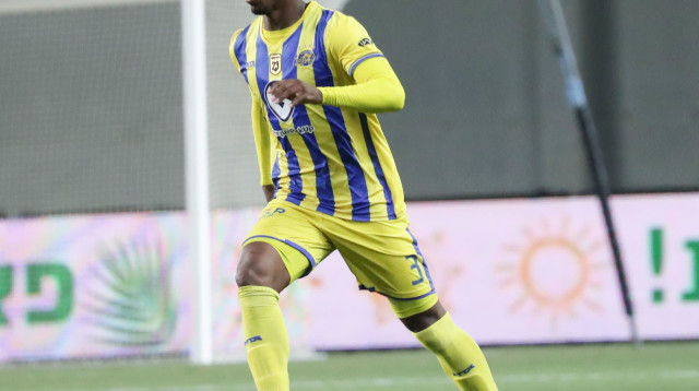 שחקן מכבי תל אביב ז'איר אמאדור (צילום: דני מרון)