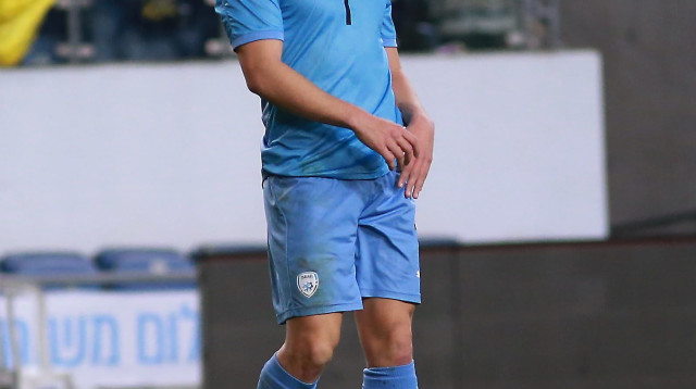 שוב נותר על הספסל. דוידה (צילום: קובי אליהו)