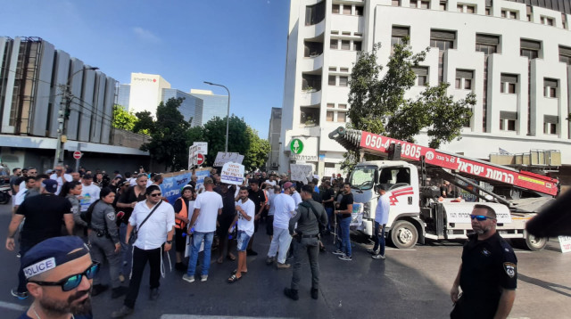 הפגנת איגוד הדייגים בתל אביב (צילום: איגוד הדייגים)