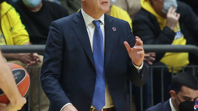 מאמן באסקוניה נבן ספאחיה (צילום: דני מרון)