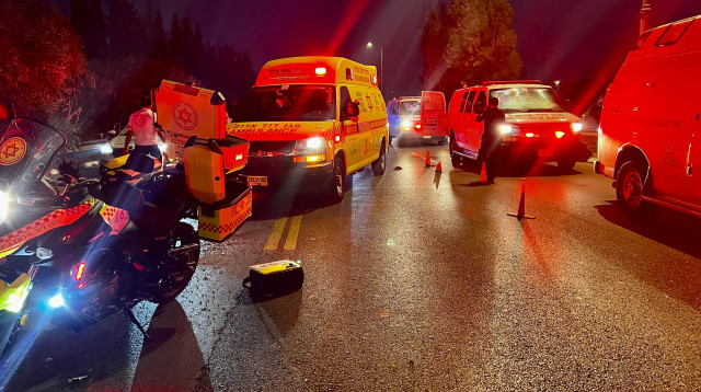 זירת התאונה בראשון לציון (צילום: תיעוד מבצעי מד"א)