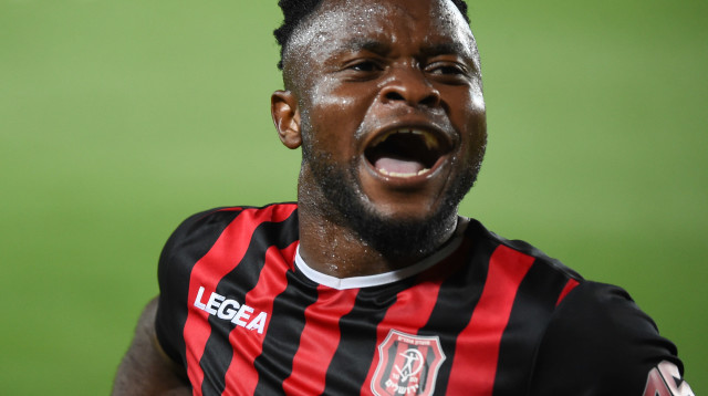 וויליאם אגאדה הפועל ירושלים חוגג (צילום: ברני ארדוב)