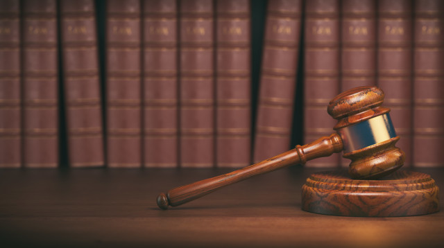 המשטרה נאבקה למנוע סגירת תיק - הסנגור עו"ד רפאל ציק ניצח (צילום: envato)