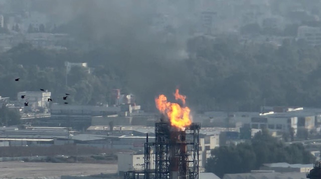 הלפיד שבער במתחם בז"ן (צילום: עיריית נשר)