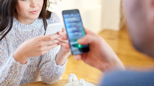 אפליקציית היכרויות, אילוסטרציה (צילום: אינג'אימג')